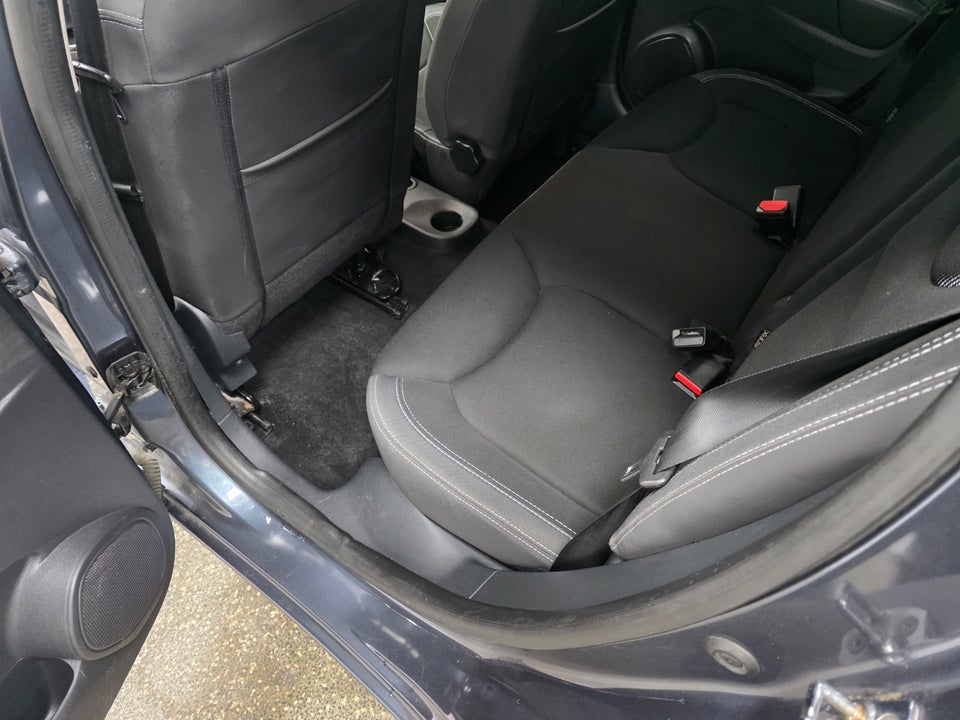 Renault Clio IV 0,9 TCe 90 Limited Sport Tourer 5d