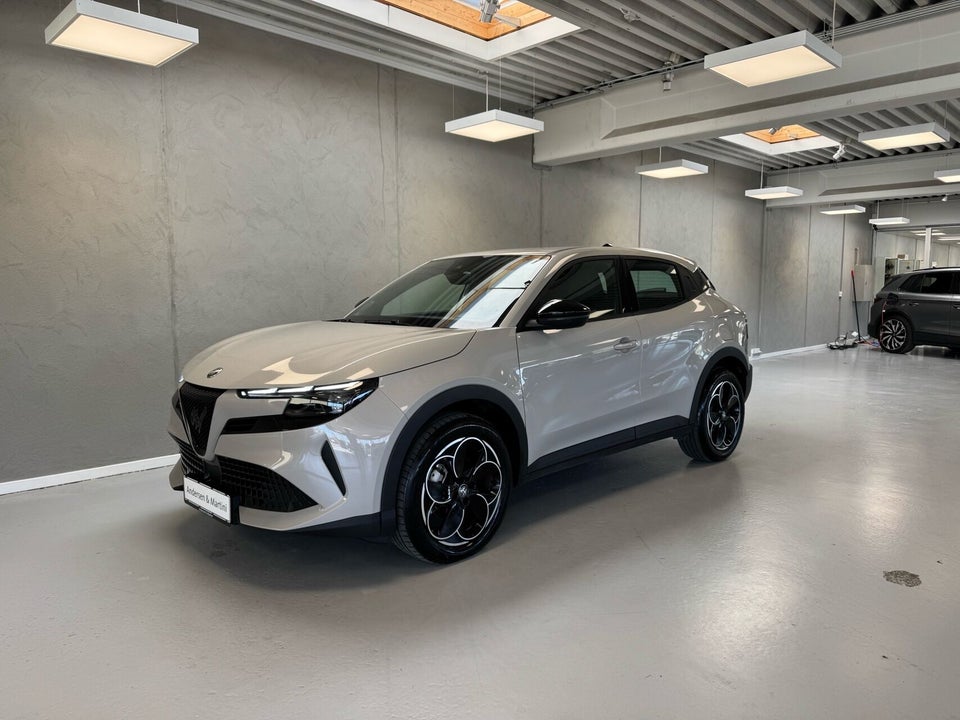 Alfa Romeo Junior Elettrica Core 5d