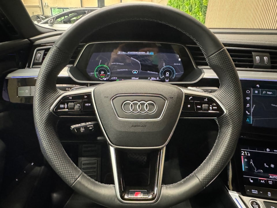 Audi e-tron 55 S-line Sportback quattro 5d