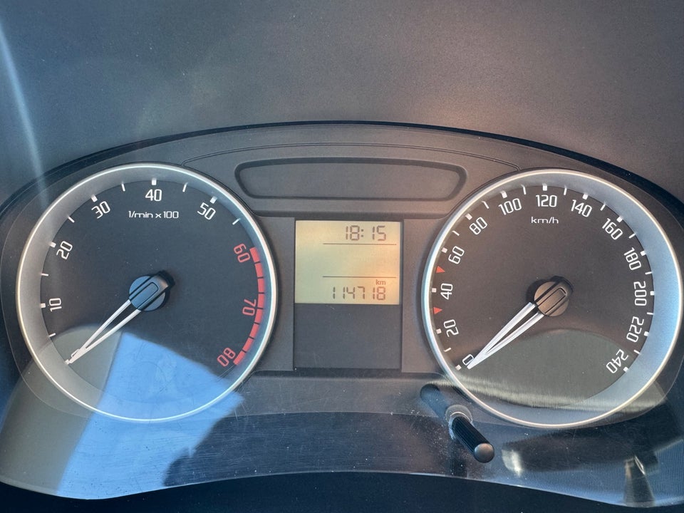 Skoda Fabia 1,4 16V Ambiente Combi 5d