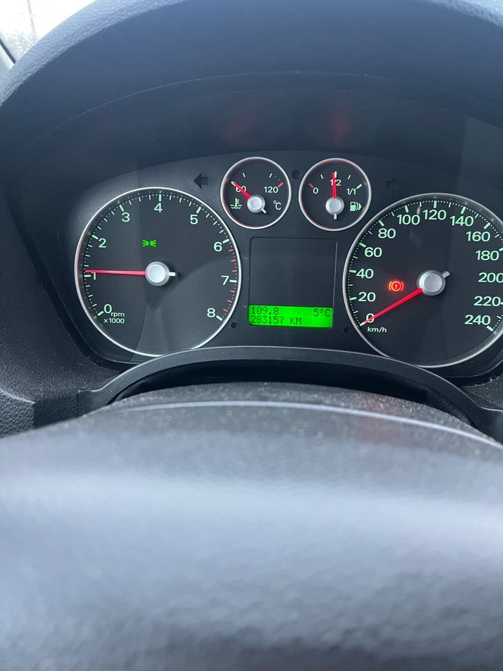 Ford Focus C-MAX 1,6 115 Ambiente 5d