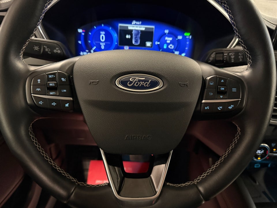 Ford Kuga 2,5 PHEV Vignale CVT 5d