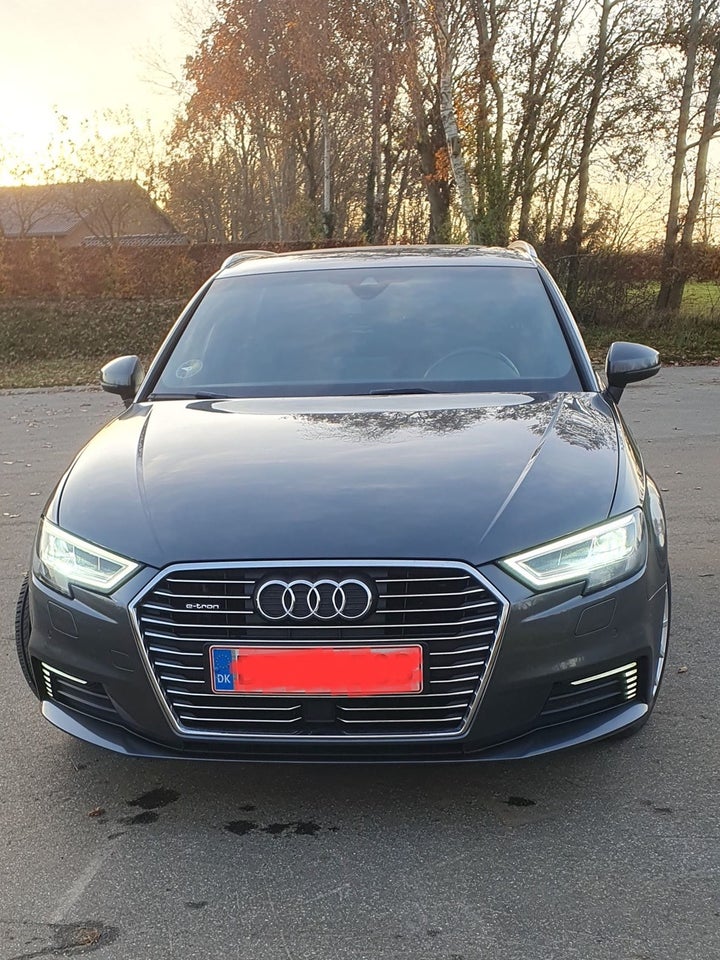 Audi A3 1,4 e-tron S-line Sportback S-tr. 5d