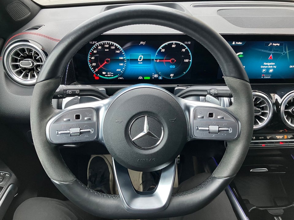 Mercedes EQB250 AMG Line 5d