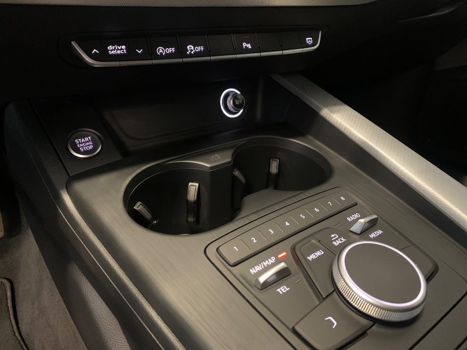 Audi A4 40 TFSi Sport Prestige Tour Avant S-tr. 5d