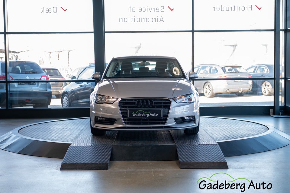 Audi A3 1,4 TFSi 150 Attraction 4d