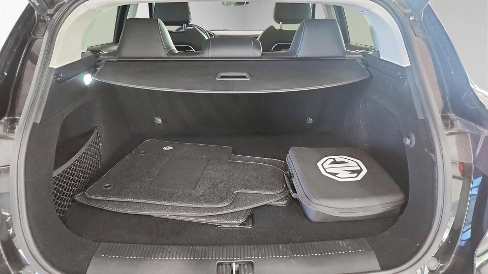 MG Marvel R Luxury 5d