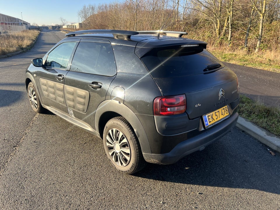 Citroën C4 Cactus 1,6 BlueHDi 100 Feel Van 5d