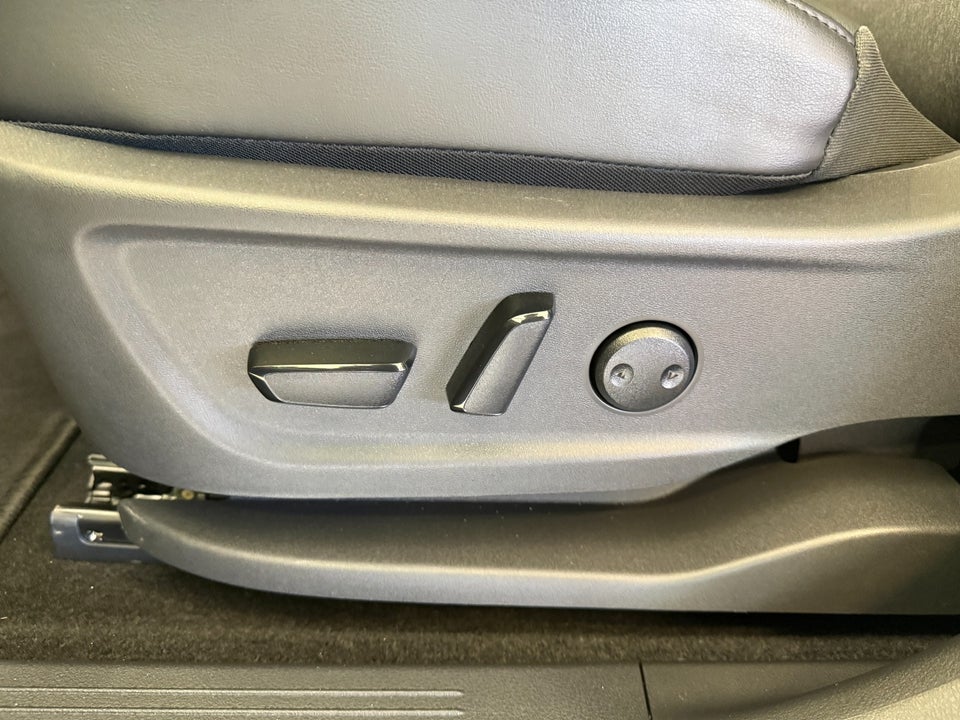 Nissan Ariya 63 Engage 5d