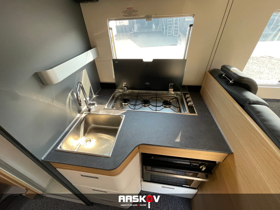 Fiat Adria 2,2 Matrix 670 SL aut. 2d