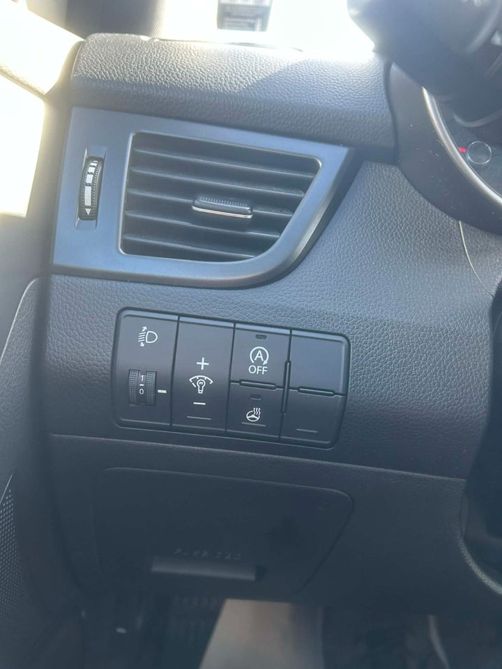 Hyundai i30 1,6 CRDi 110 EM-Edition 5d