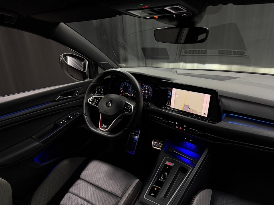 VW Golf VIII 2,0 GTi DSG 5d