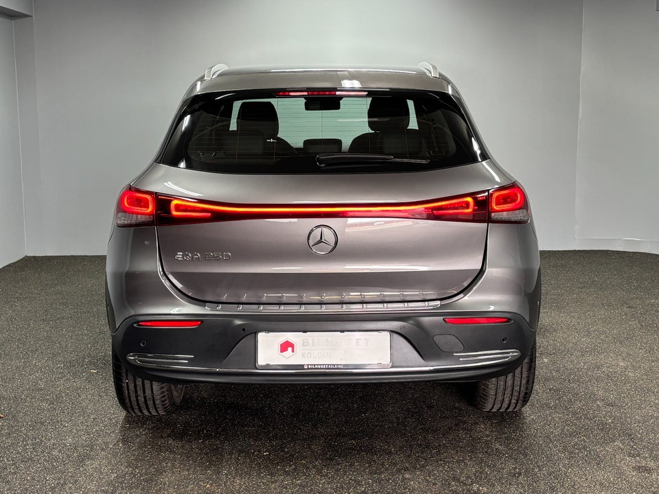 Mercedes EQA250 Progressive 5d