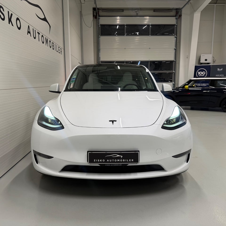 Tesla Model Y Long Range AWD 5d