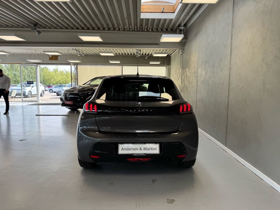Peugeot 208 1,2 PureTech 100 Allure Lux EAT8 5d
