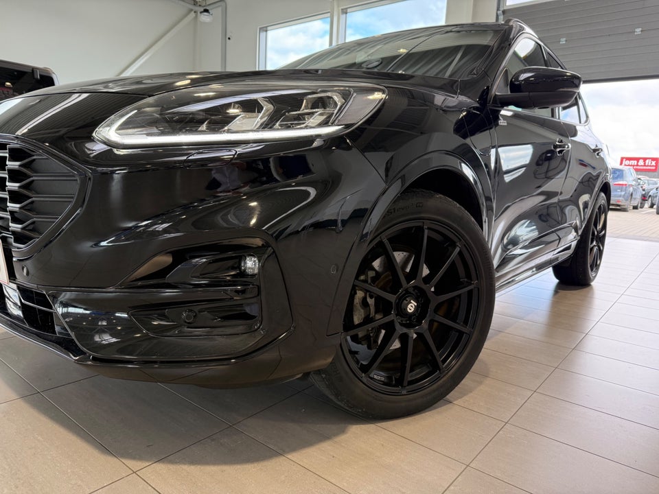 Ford Kuga 2,5 PHEV ST-Line X CVT 5d