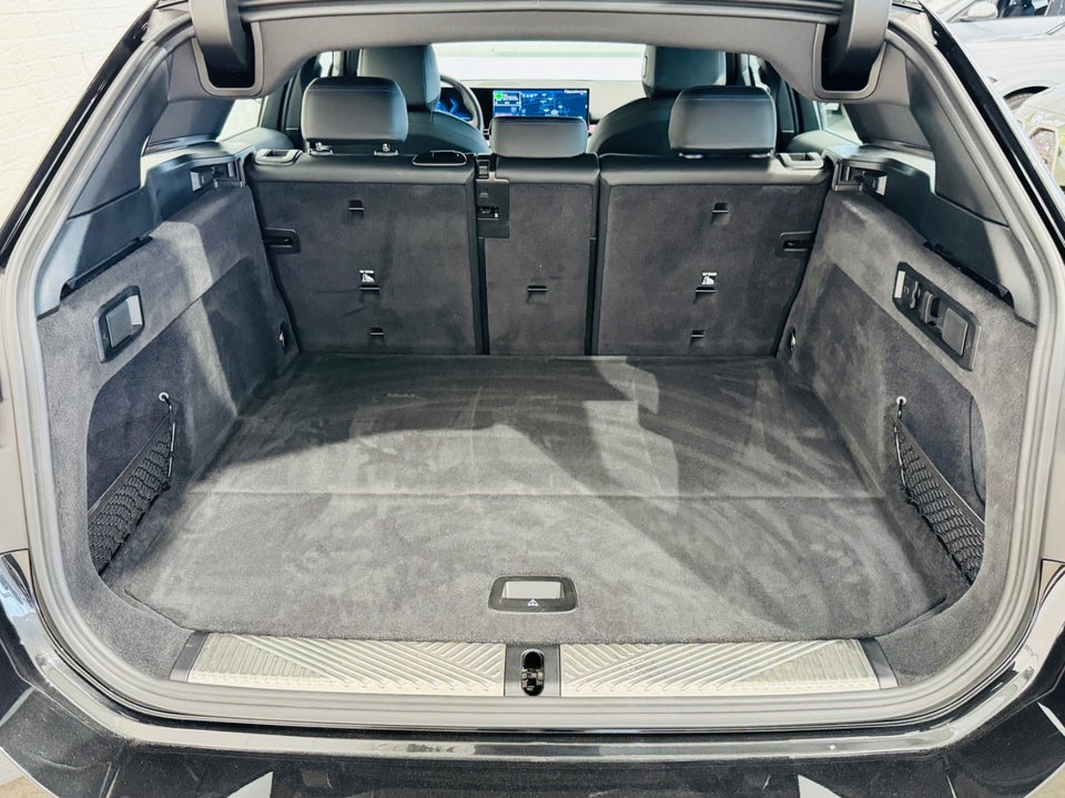 BMW i5 eDrive40 Touring M-Sport Pro 5d