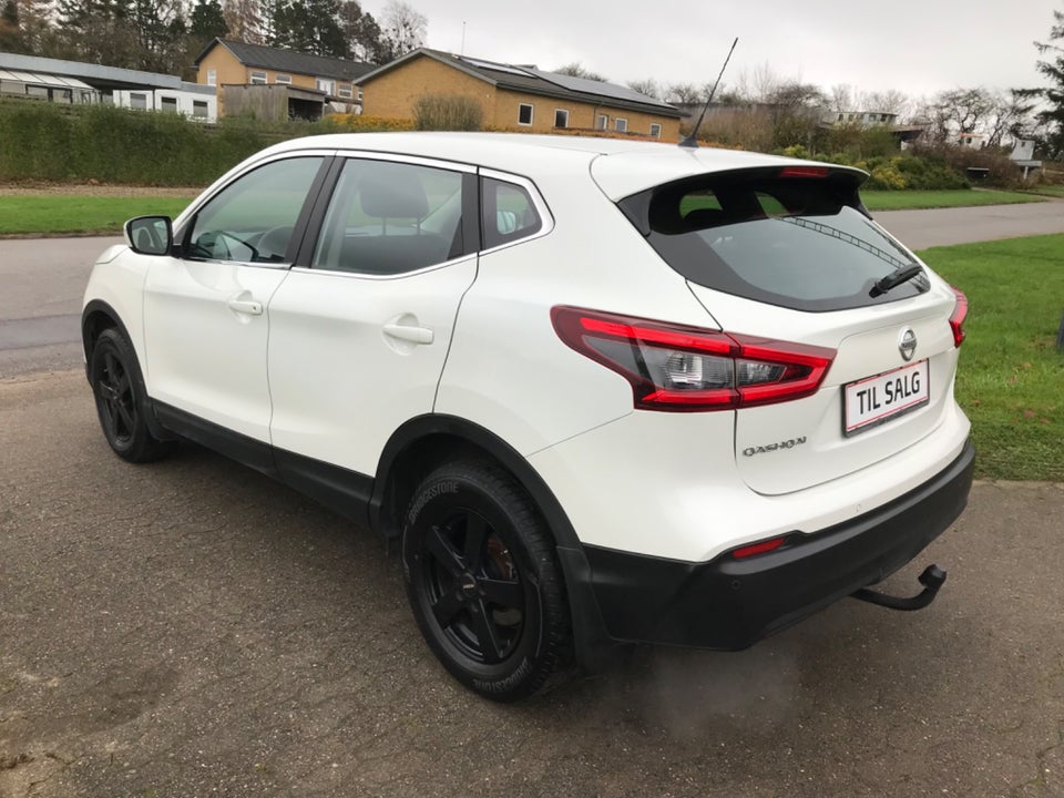 Nissan Qashqai 1,2 Dig-T 115 Visia 5d