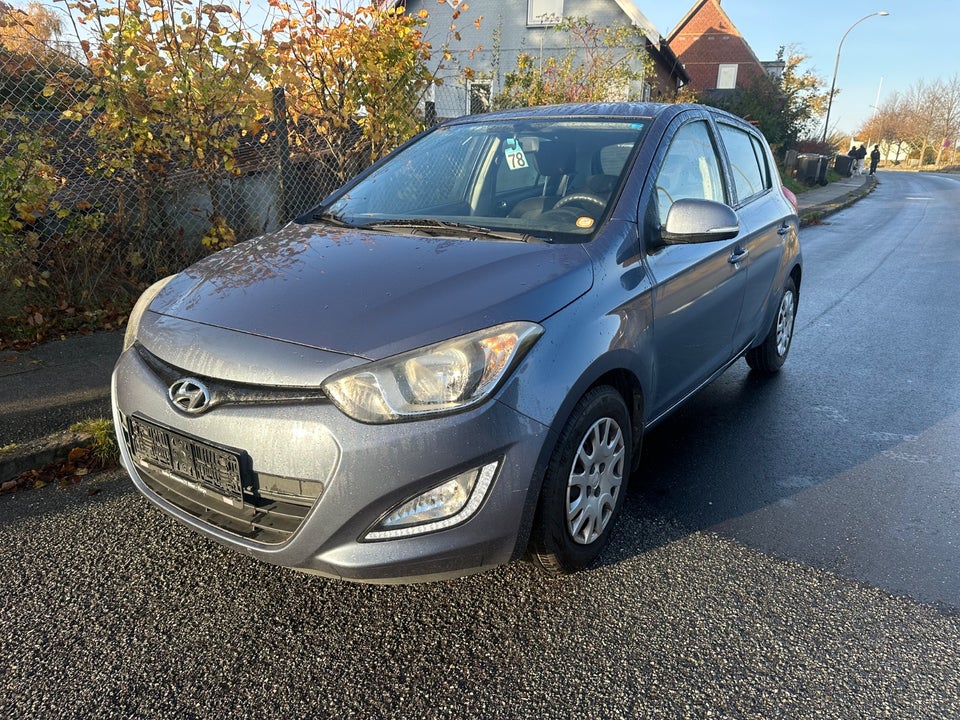 Hyundai i20 1,25 Comfort 5d