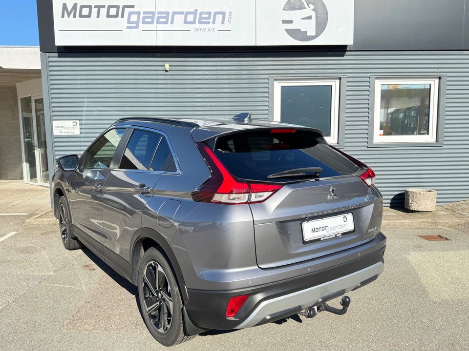 Mitsubishi Eclipse Cross 2,4 PHEV Sport Lux CVT 4WD 5d