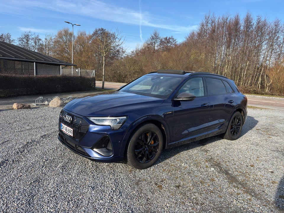 Audi e-tron 55 S-line quattro 5d