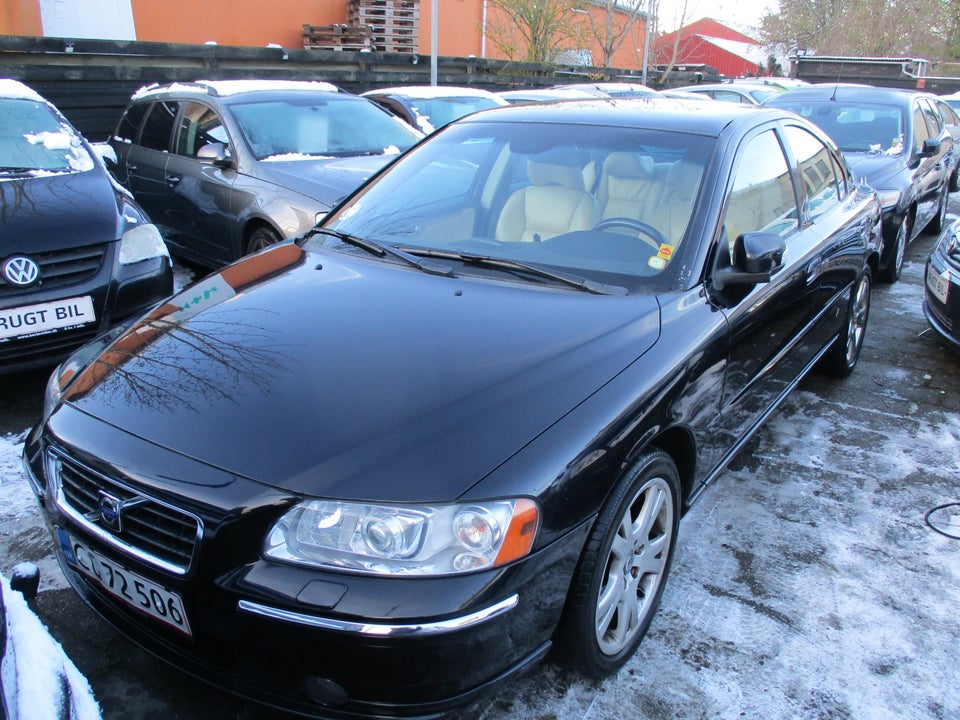 Volvo S60 2,4 170 4d