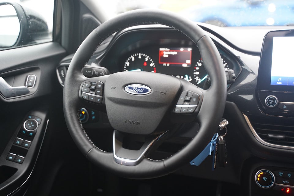 Ford Puma 1,0 EcoBoost mHEV Titanium DCT 5d