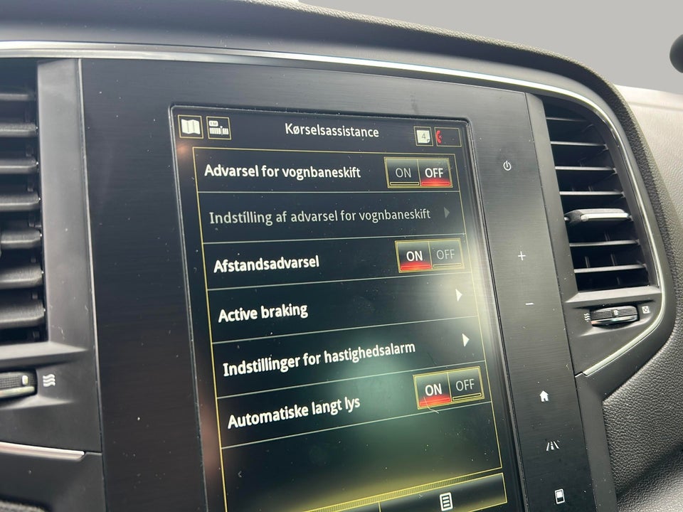 Renault Megane IV 1,3 TCe 140 Bose Edition Sport Tourer EDC 5d