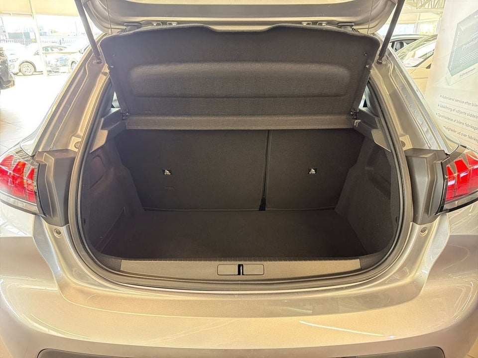 Peugeot e-208 50 Active Pack 5d