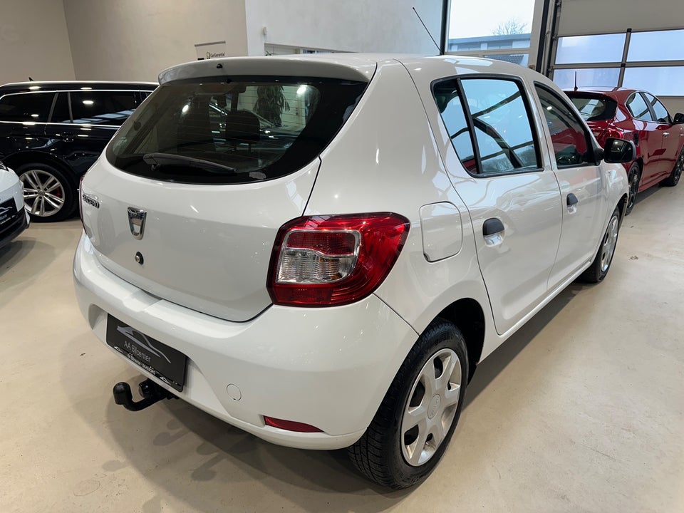 Dacia Sandero 1,2 16V Ambiance 5d