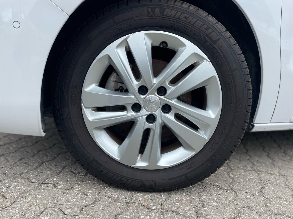 Peugeot e-Expert 75 L3 Ultimate Van