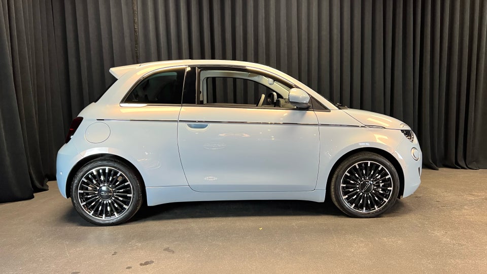 Fiat 500e 42 la Prima by Bocelli 3d