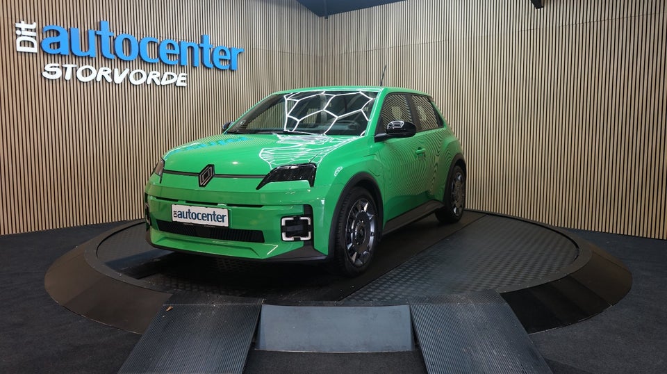 Renault 5 E-Tech 40 Evolution 5d