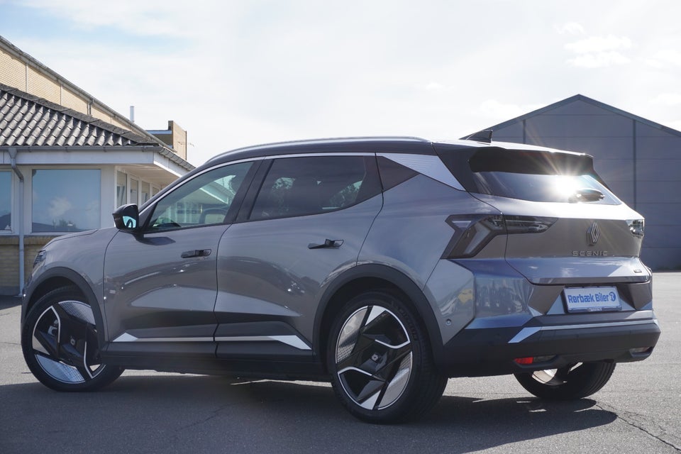 Renault Scenic E-Tech 87 Iconic 5d