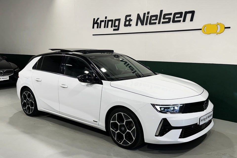Opel Astra 1,6 PHEV Ultimate aut. 5d