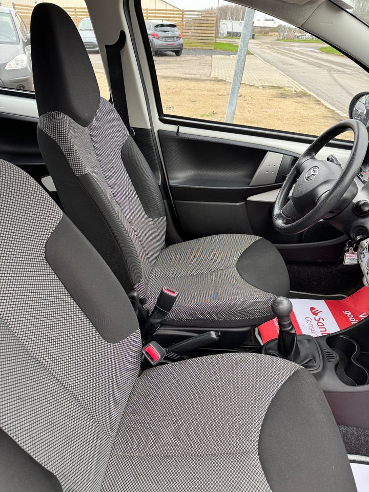 Toyota Aygo 1,0 VVT-i T2 Air 5d