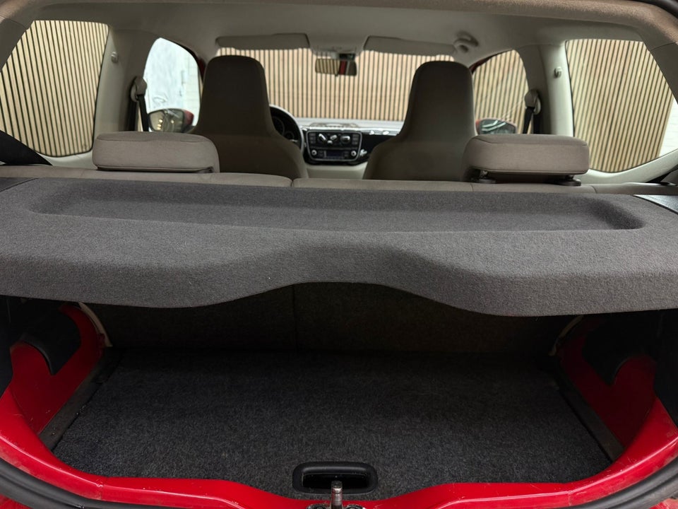 VW Up! 1,0 75 High Up! BMT 3d