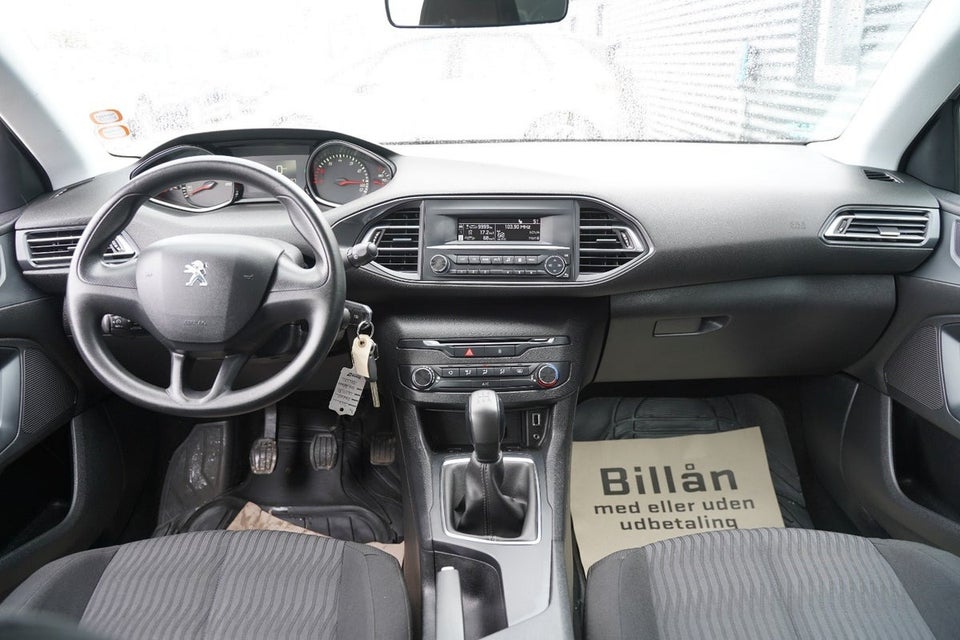 Peugeot 308 1,2 VTi 82 Access 5d