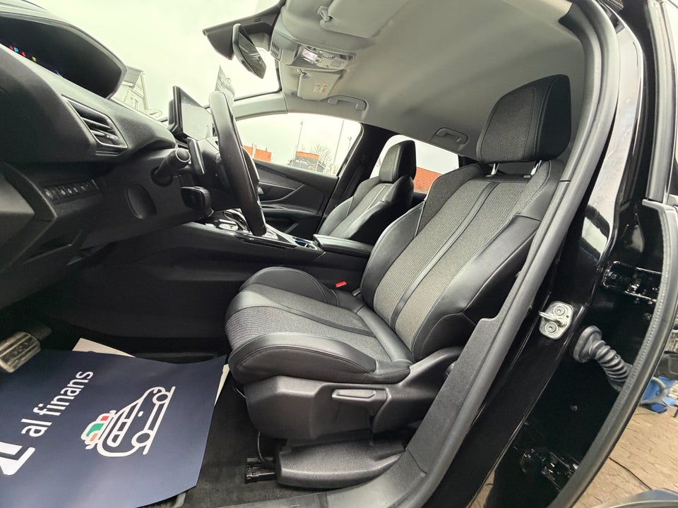 Peugeot 3008 1,6 Hybrid Allure Limited EAT8 5d