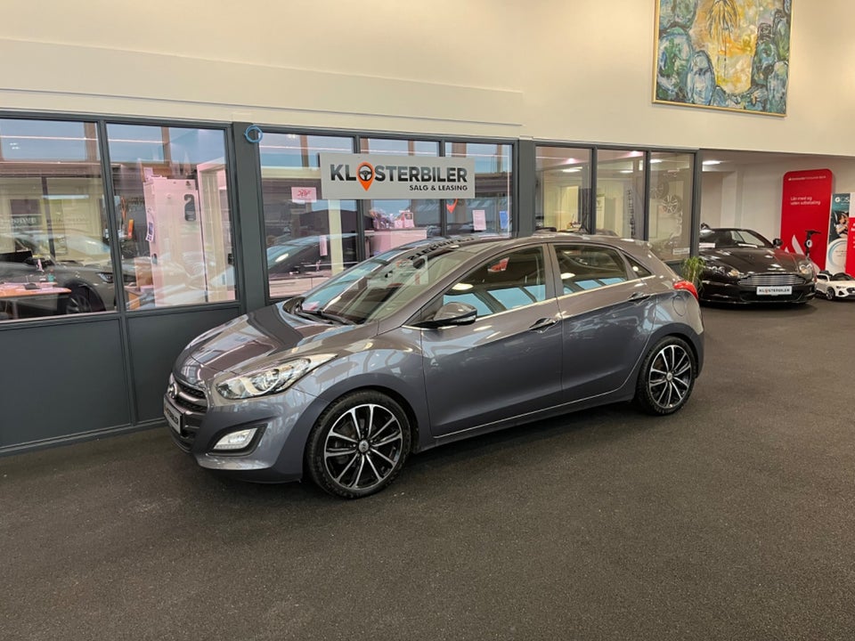 Hyundai i30 1,6 GDi Life 5d