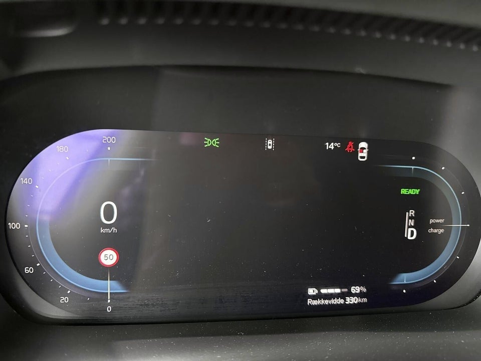 Volvo XC40 ReCharge Twin Plus 5d