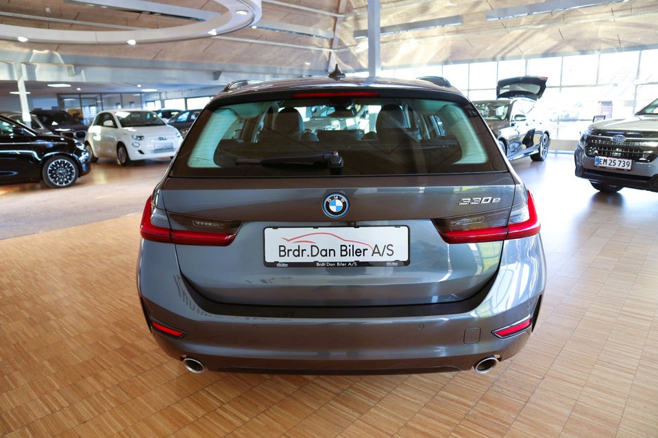 BMW 330e 2,0 Touring Sport Line aut. 5d
