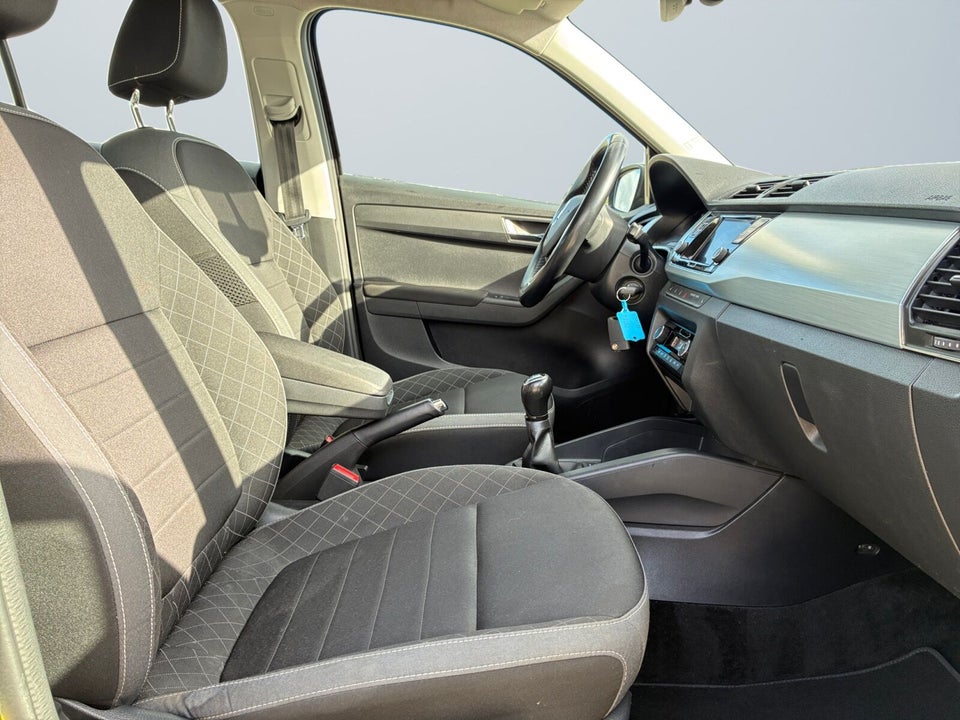 Skoda Fabia 1,0 MPi 75 Ambition Combi 5d