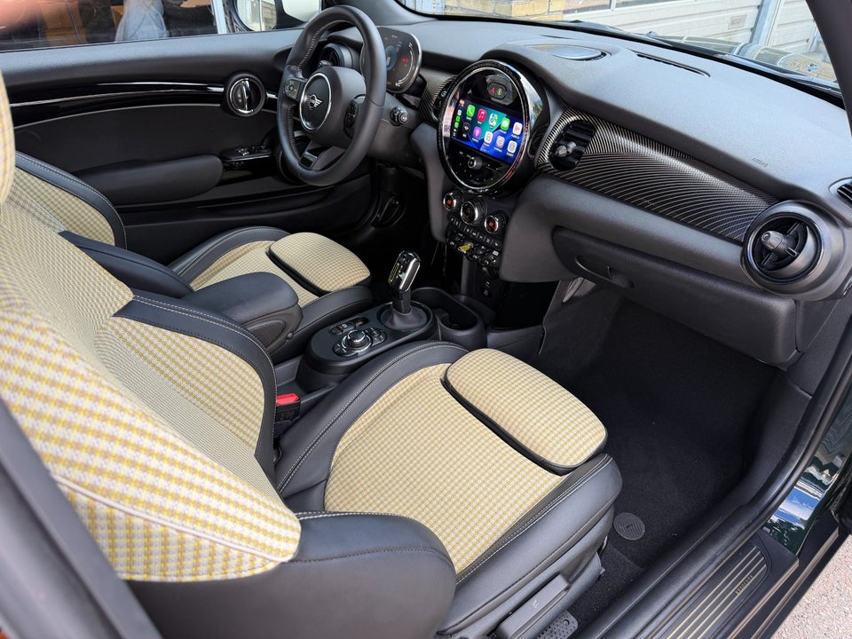 MINI Cooper SE Resolute Edition 3d