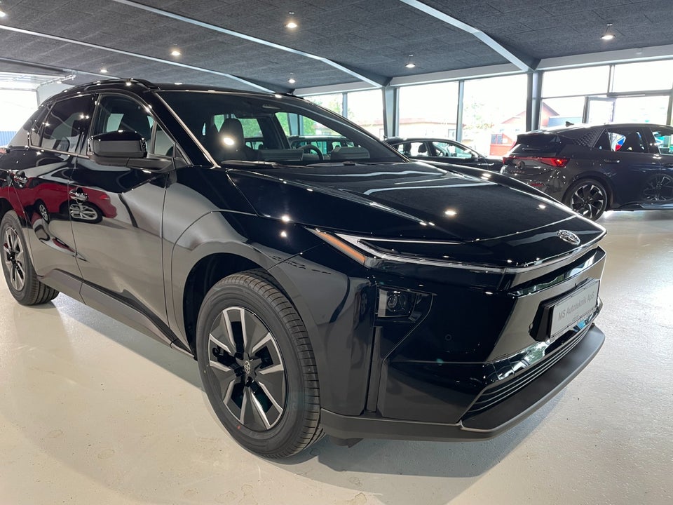 Toyota bZ4X 73 Active 5d