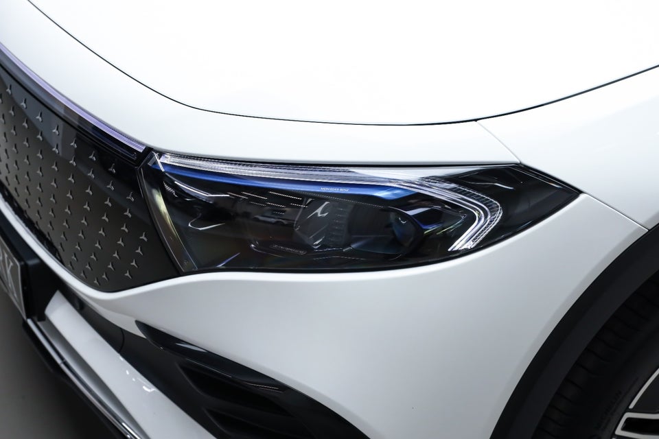 Mercedes EQB250+ AMG Advance 5d