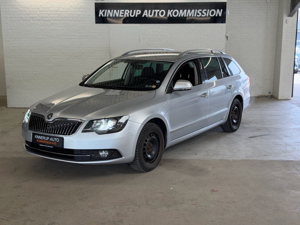 Skoda Superb 2,0 TDi 170 Elegance Combi DSG 5d