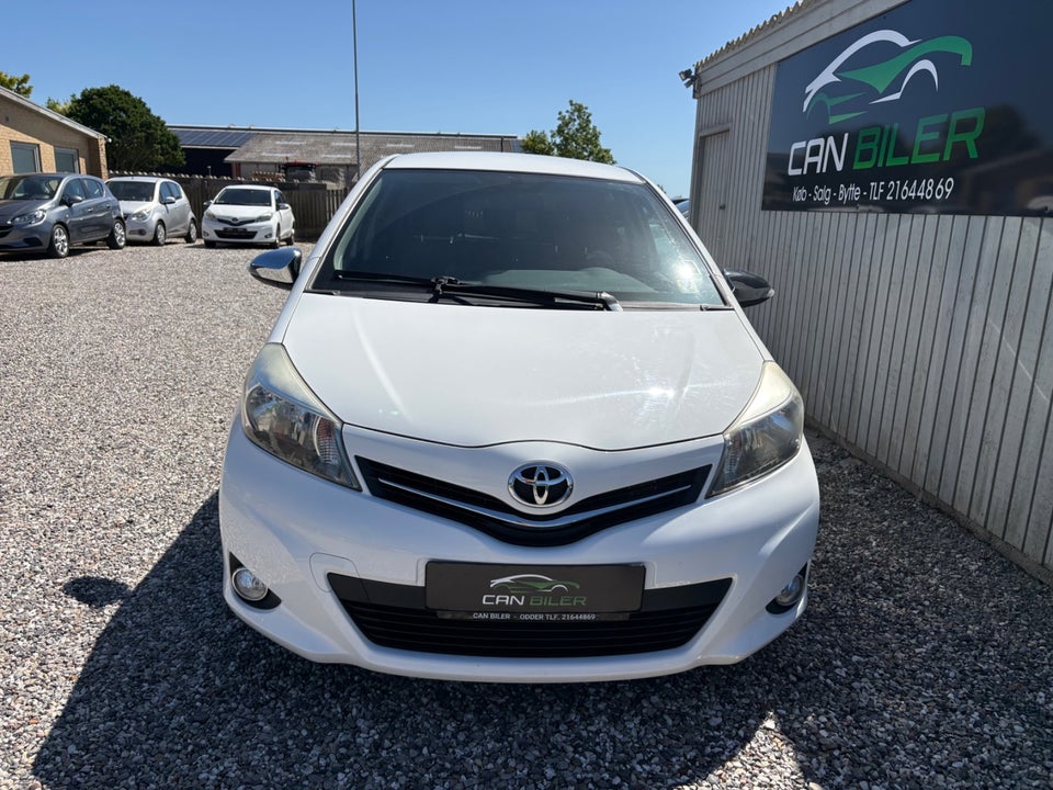 Toyota Yaris 1,0 VVT-i T2 Touch 5d