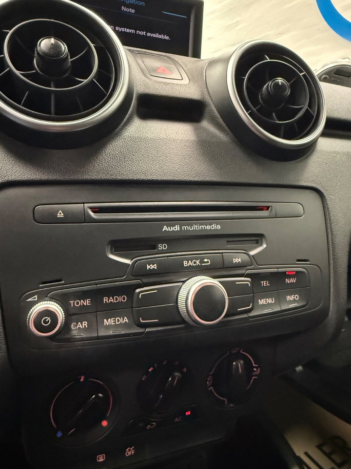 Audi A1 1,2 TFSi 86 Ambition Sportback 5d