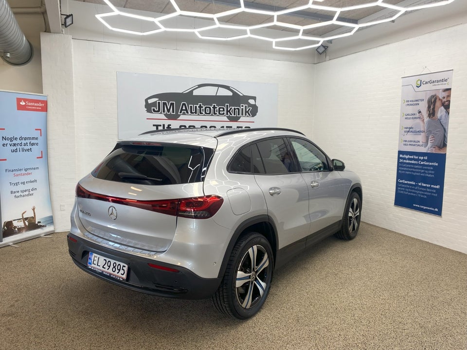 Mercedes EQA250 Progressive 5d